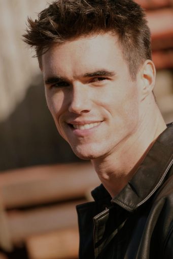 Self-Worth & Personal Growth of a Woman – Honest Insights from a male escort | Aaron